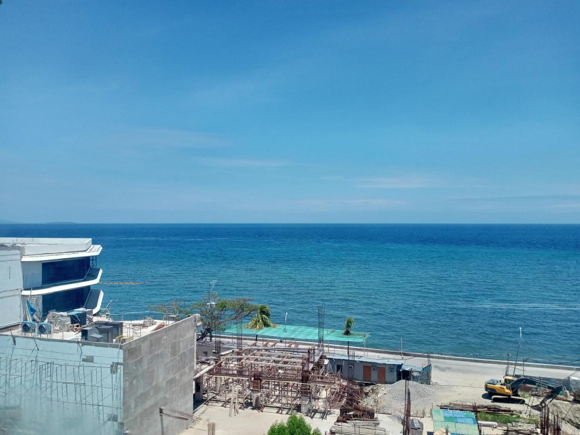 Condotel Dc Marina Spatial Felinvest Dumaguete City Kültér fotó